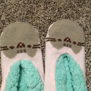 Lightly used pusheen cat slippers